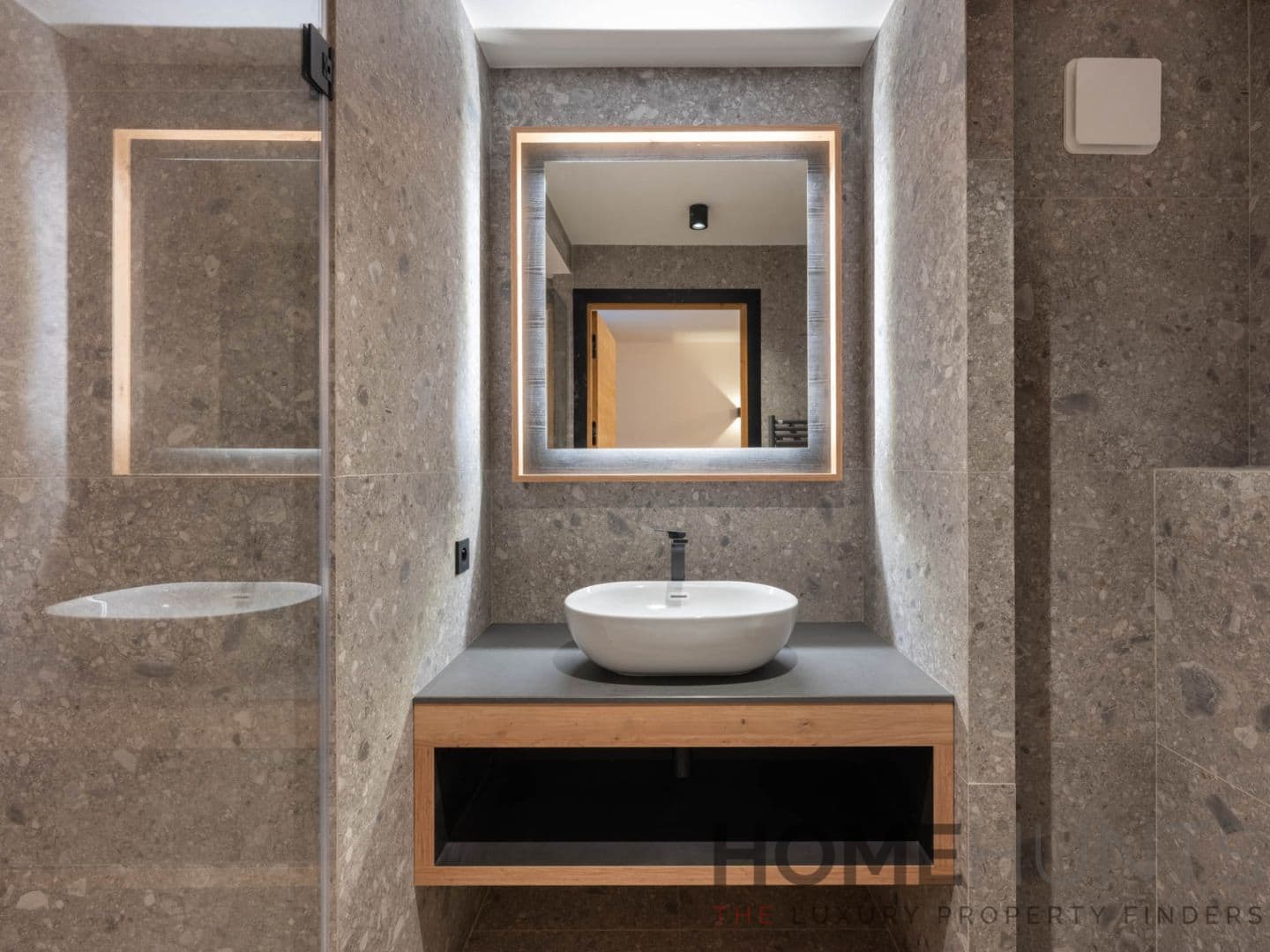 property_HH-15984972-8