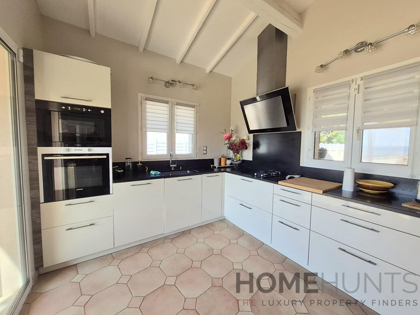 property_HH-16090355-11