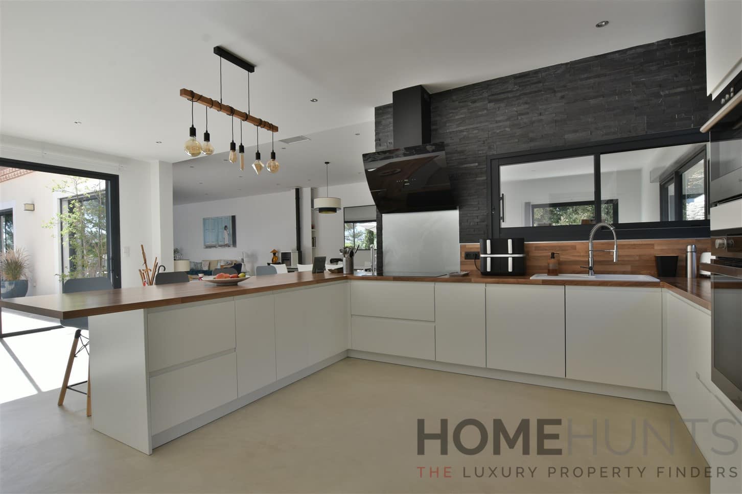 property_HH-15911050-21