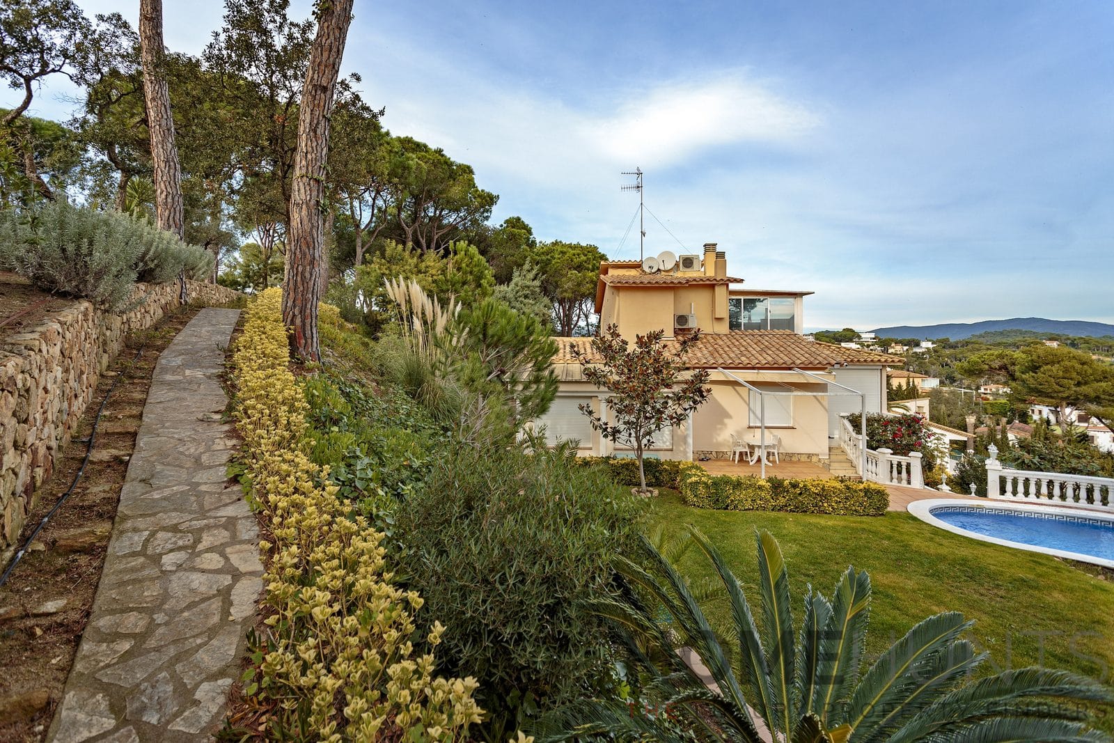 property_HH-14318211-17