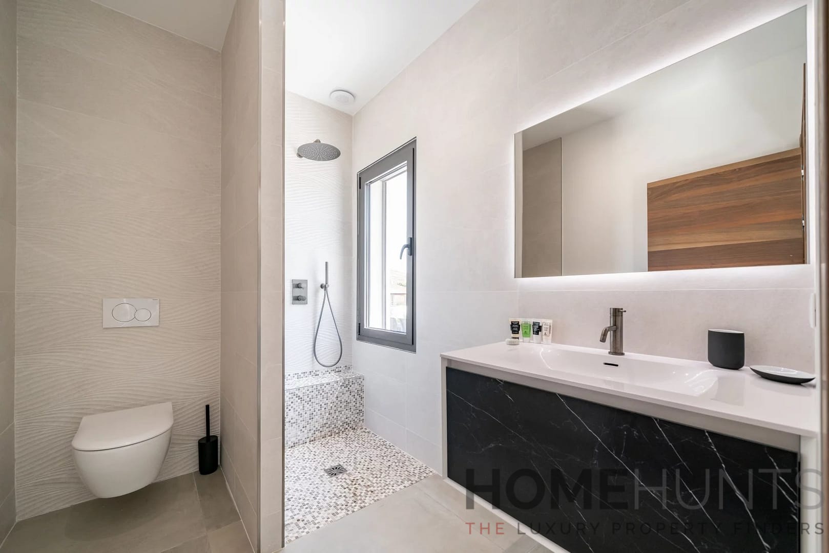 property_HH-15782915-11