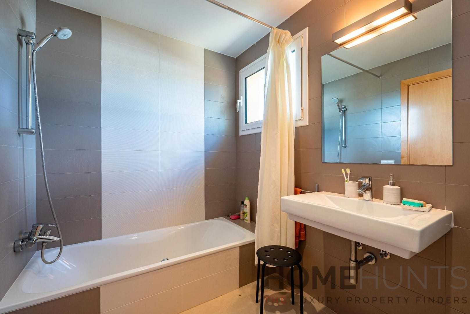 property_HH-15892436-22