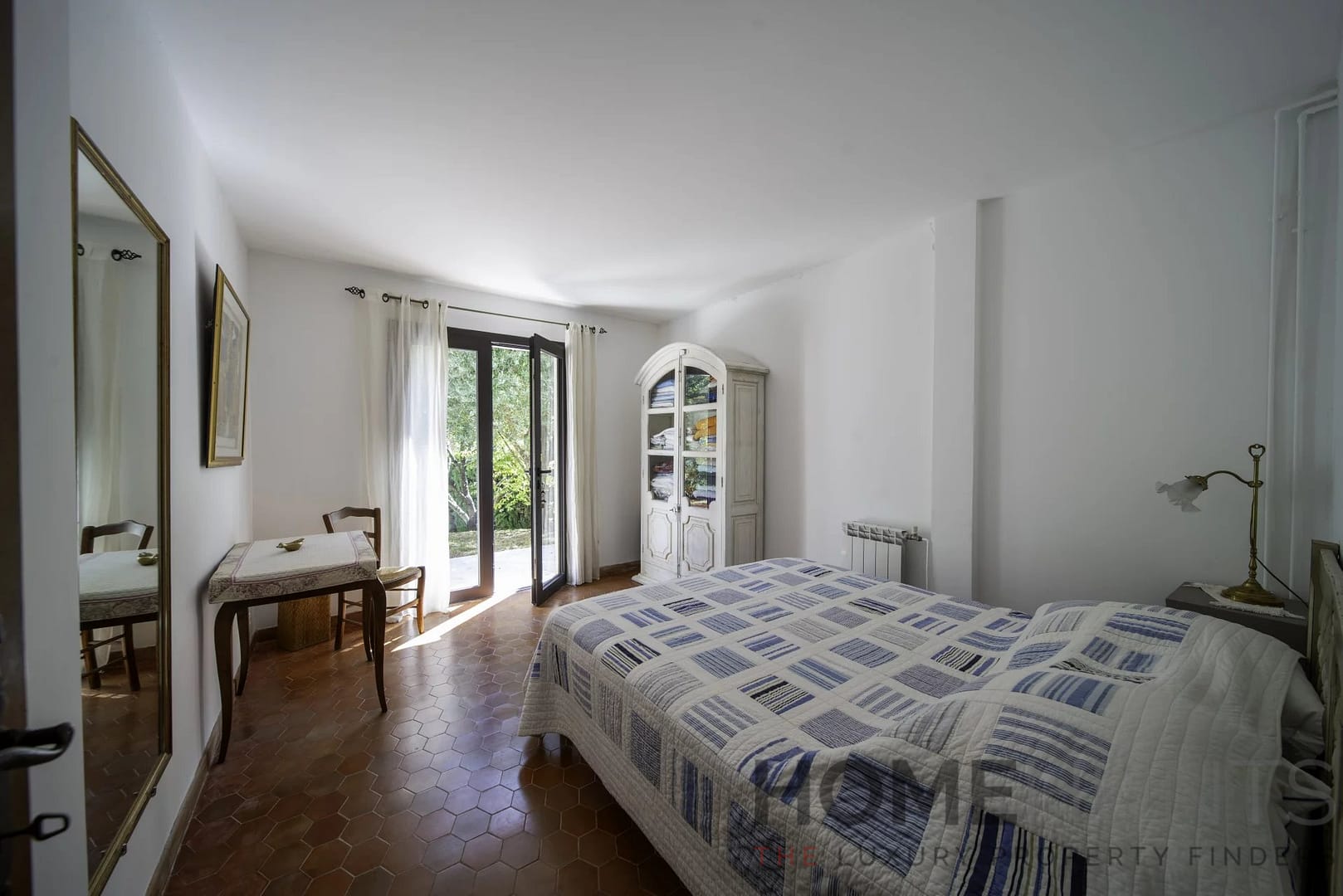 property_HH-15917510-12