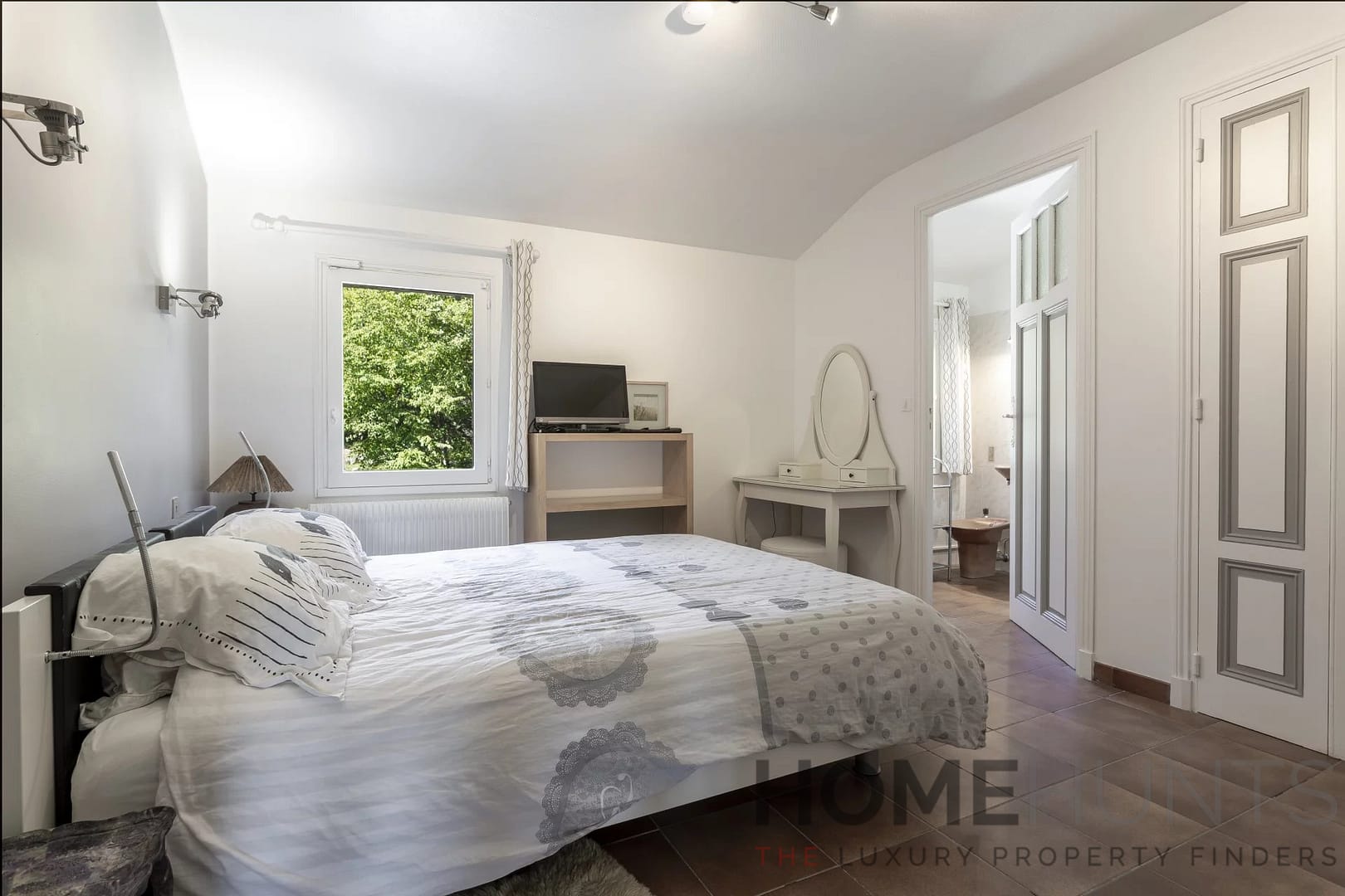 property_HH-15437199-11