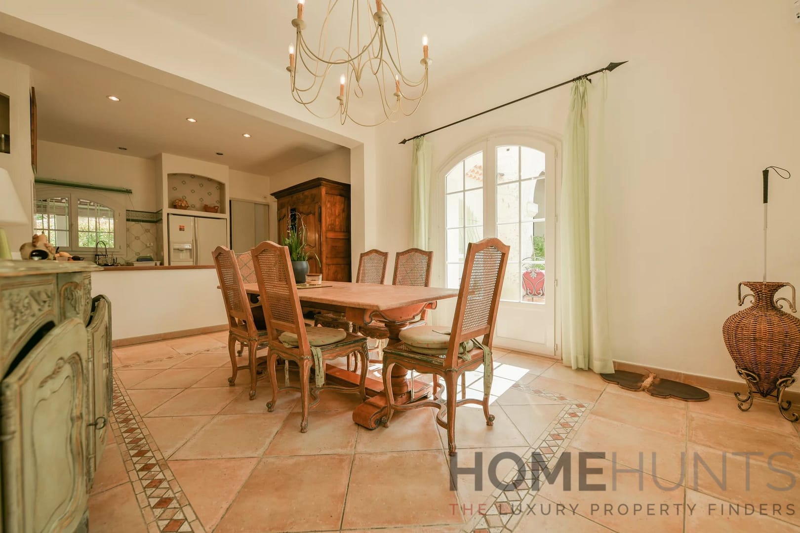 property_HH-15831401-11