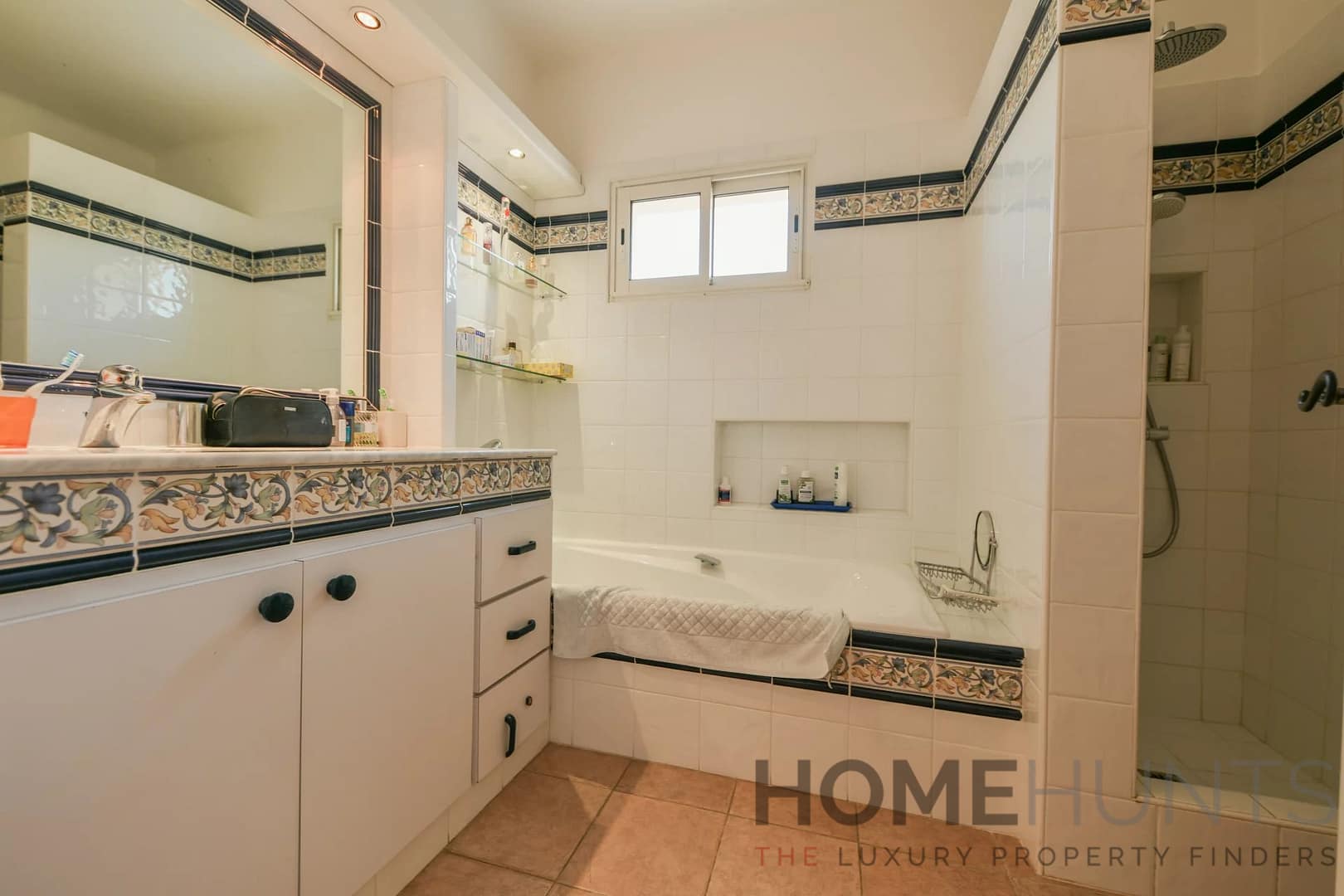 property_HH-15831401-17