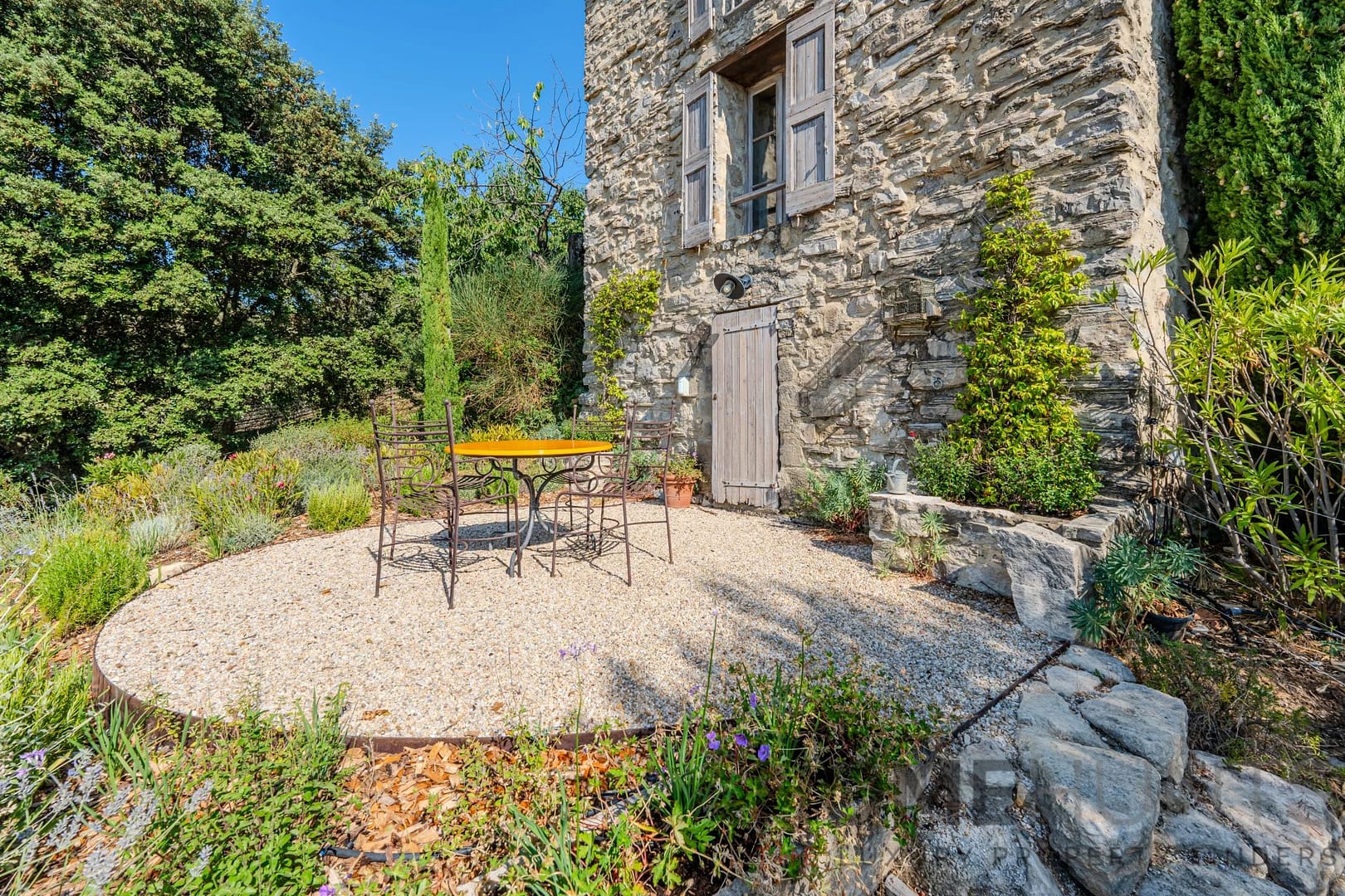 property_HH-15868114-24