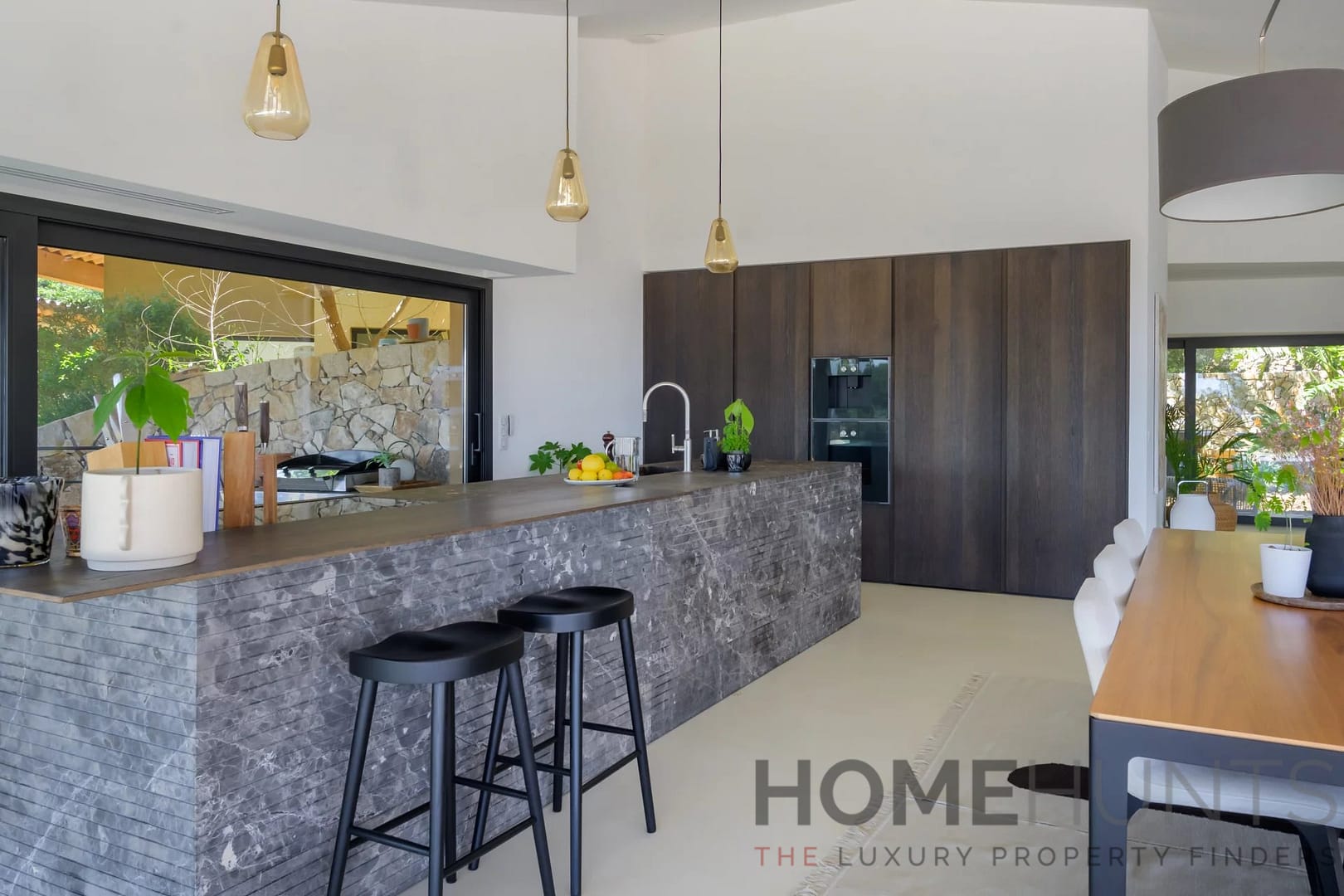 property_HH-15869046-9