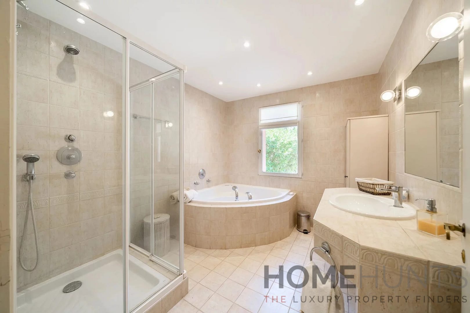 property_HH-15914348-19