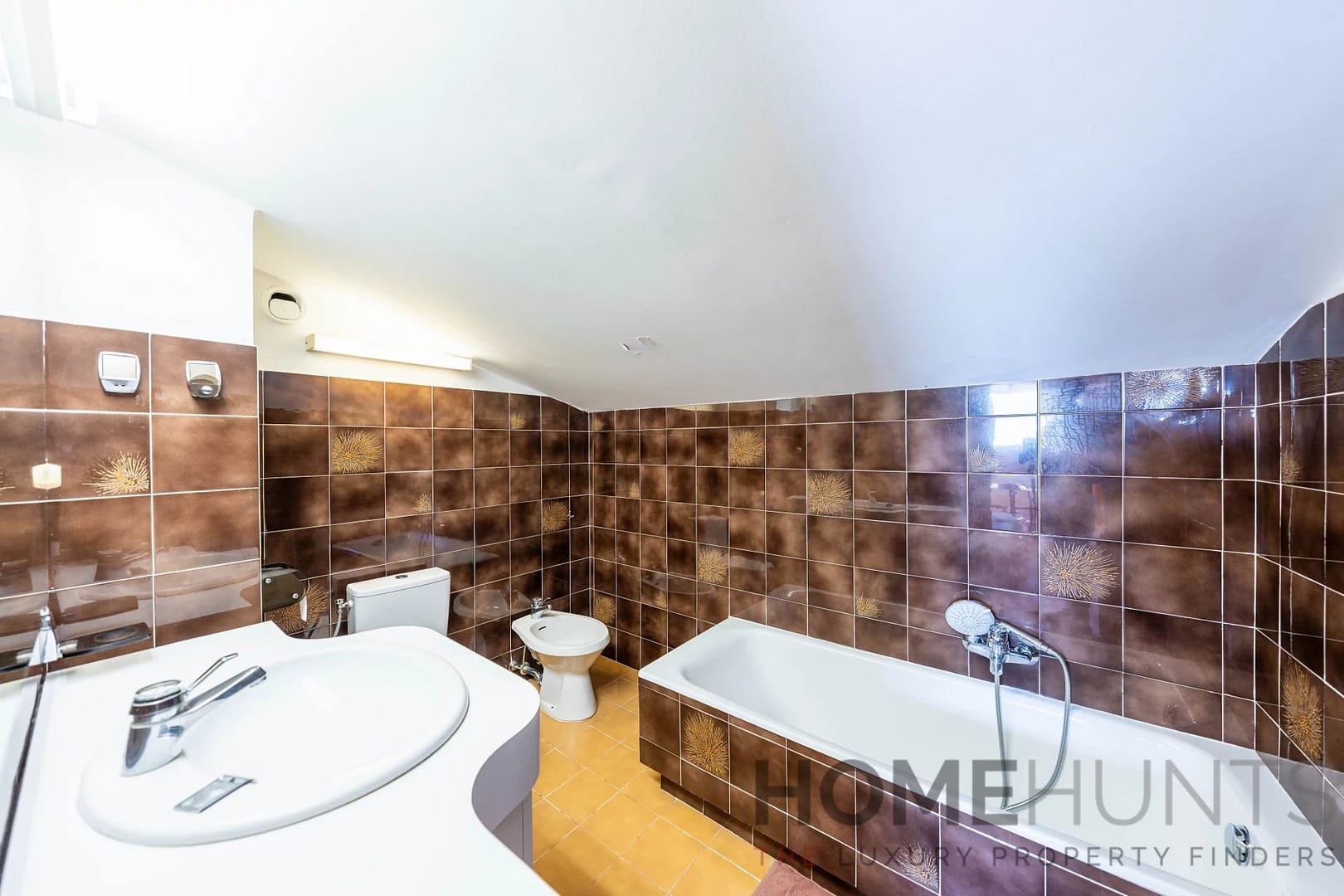 property_HH-15933715-25