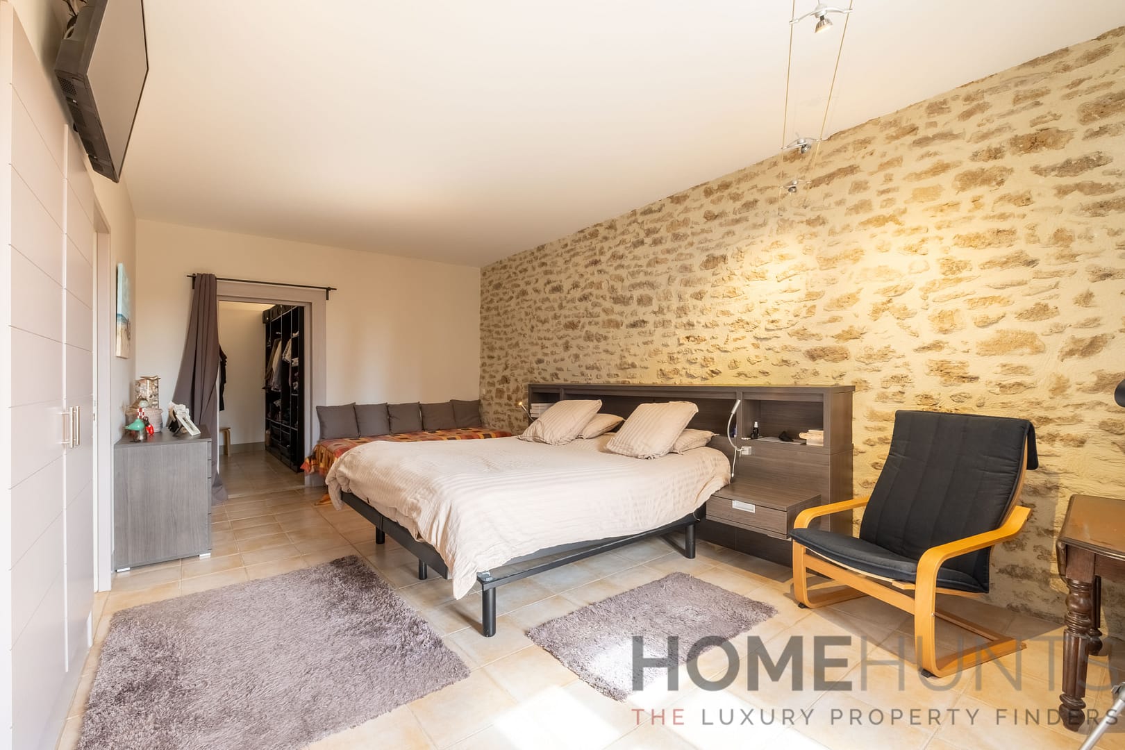 property_HH-15949176-12