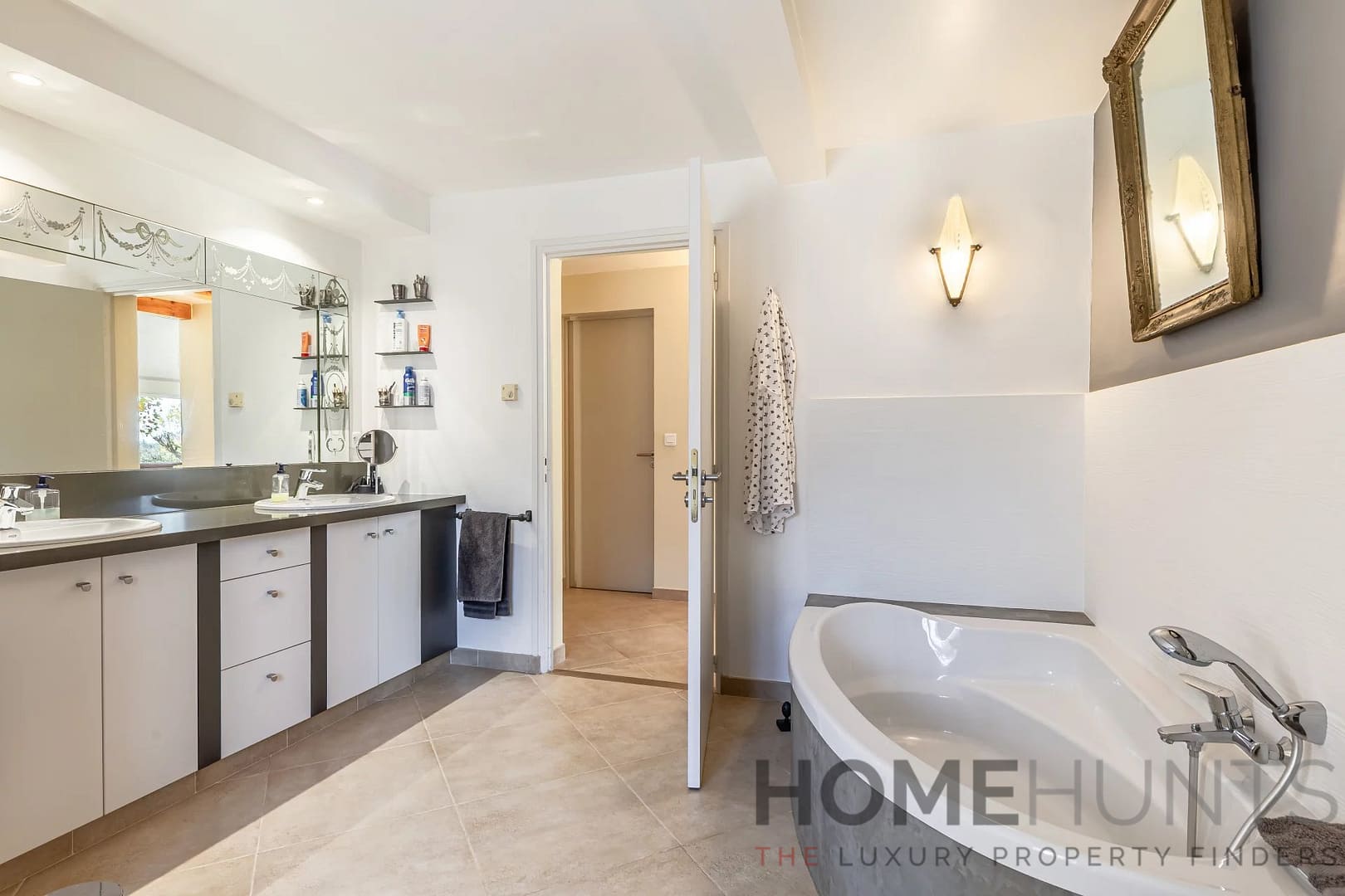 property_HH-15987840-19