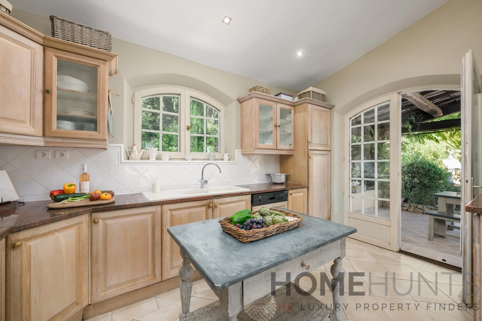 property_HH-14937777-10