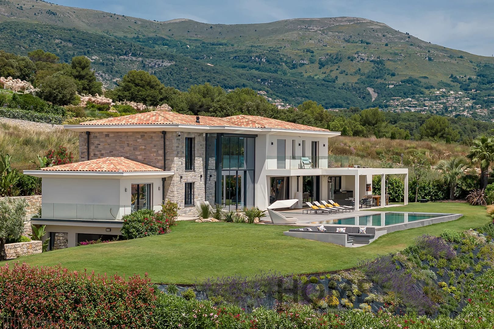 property_HH-15899919-12