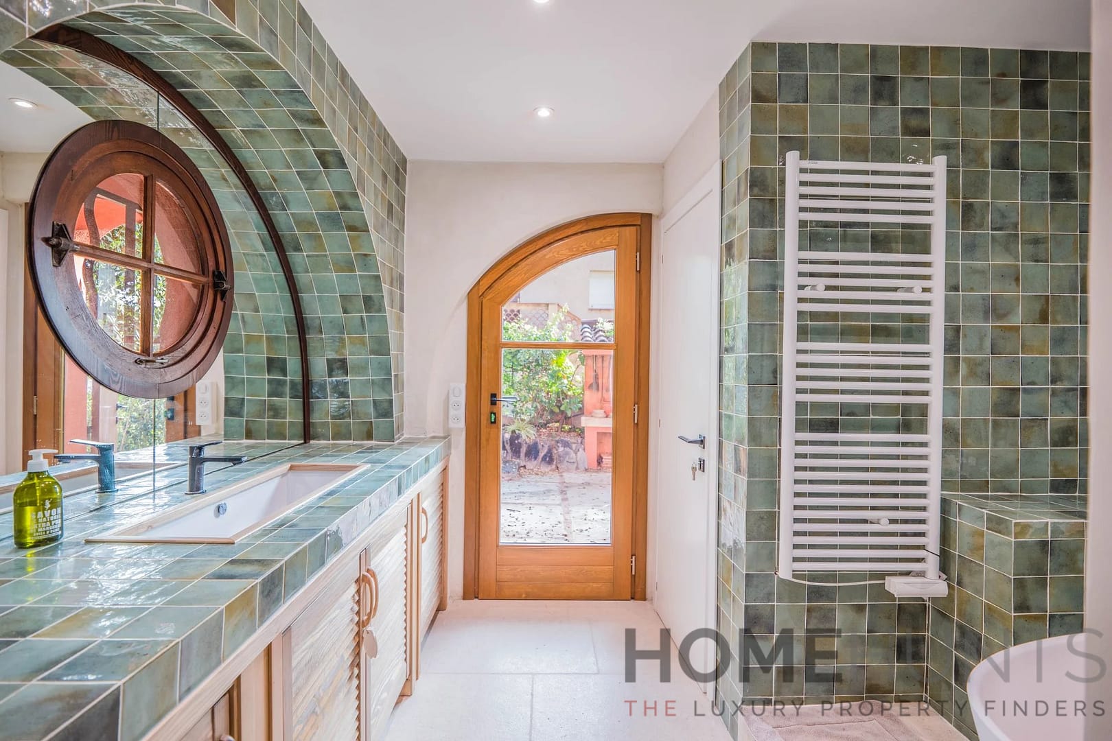 property_HH-16043983-17