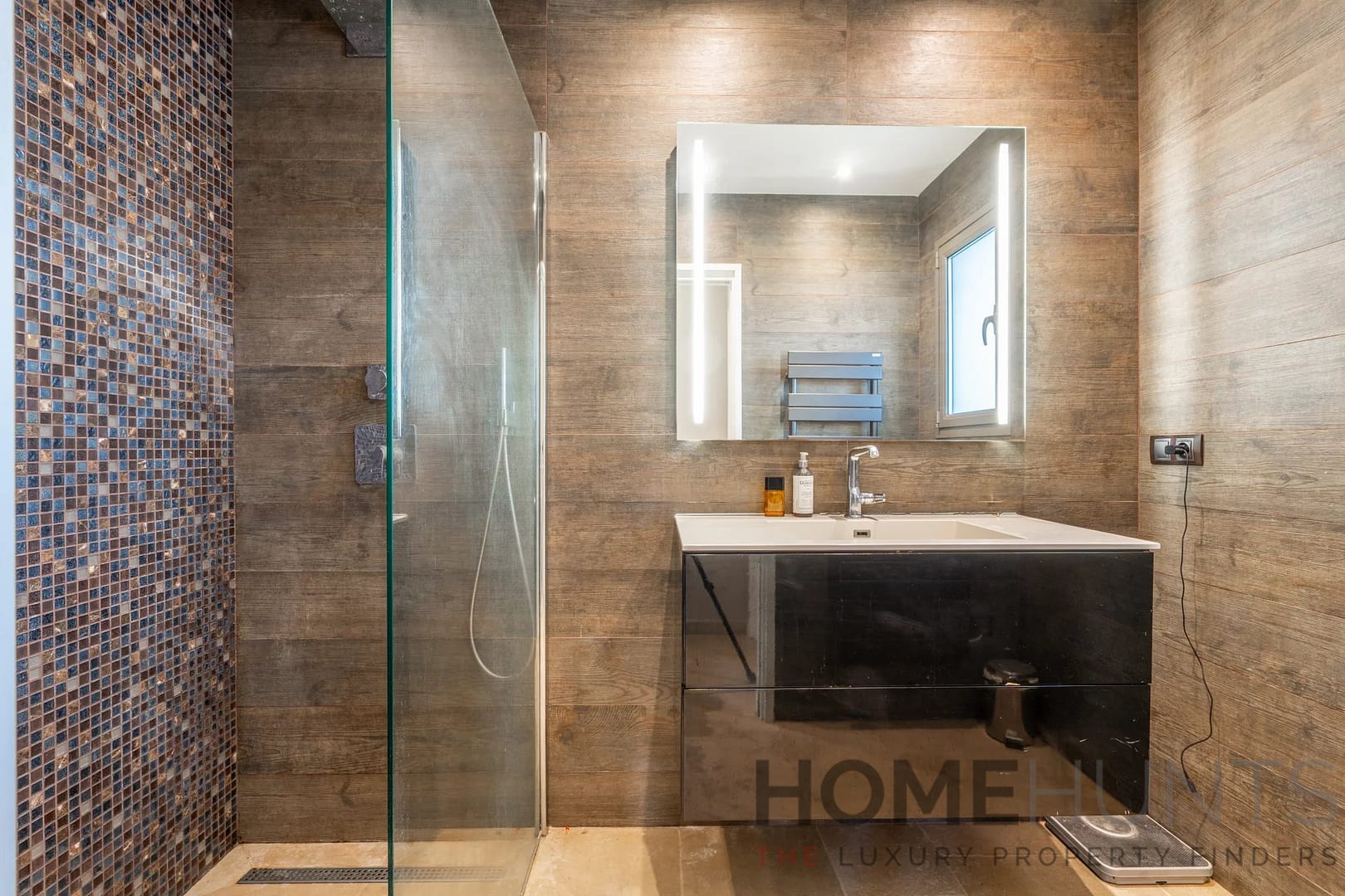 property_HH-16069001-11