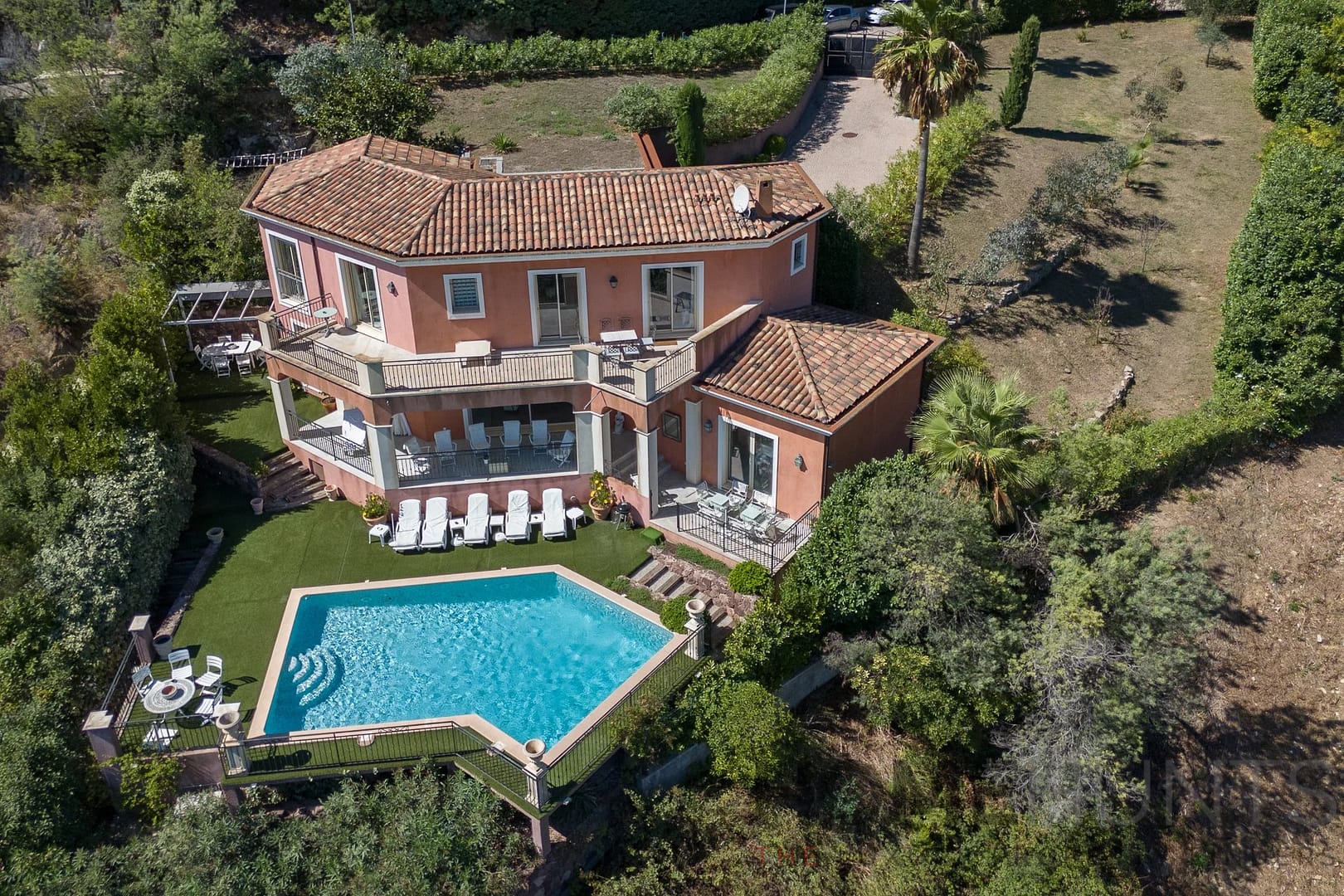 property_HH-15746912-11