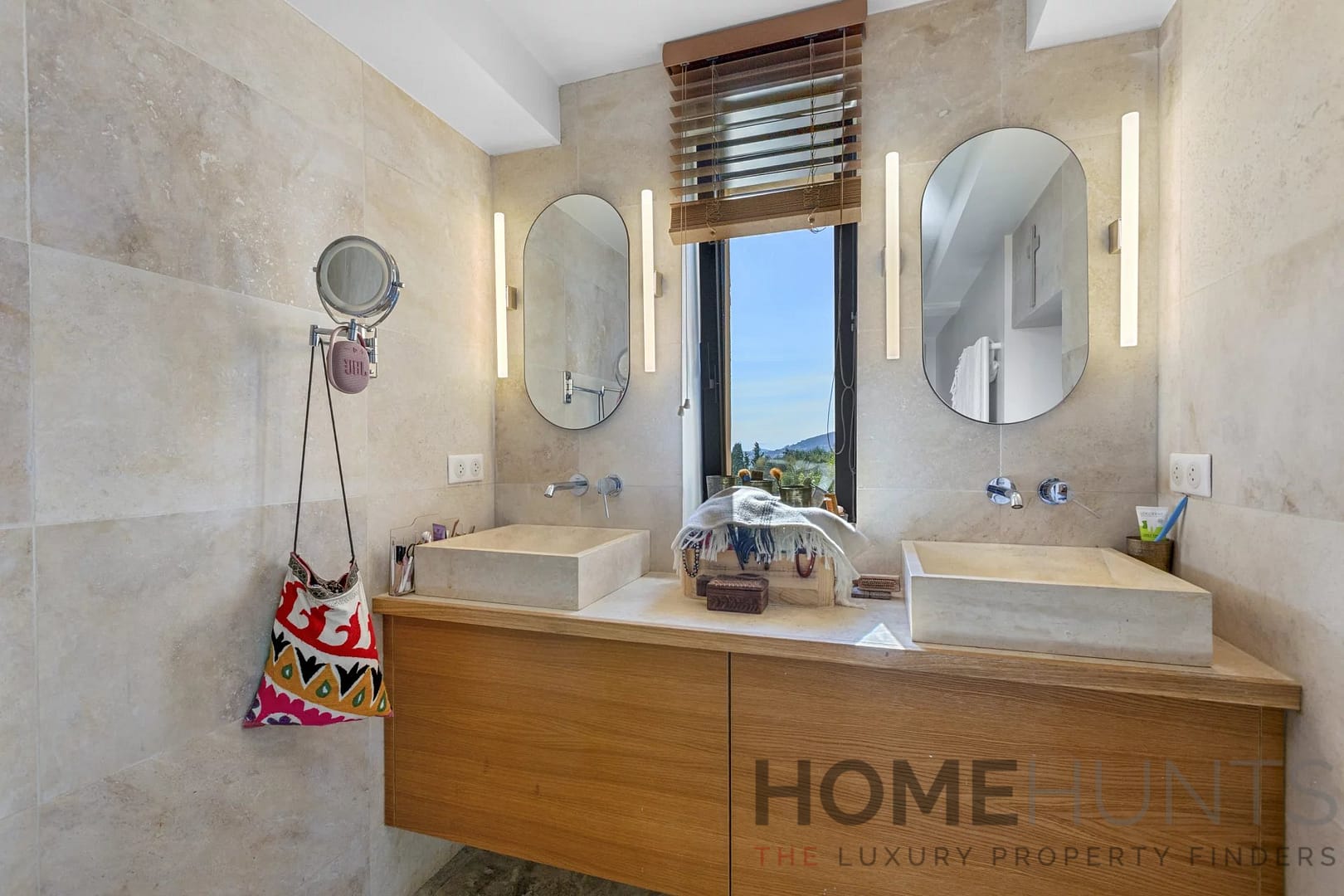 property_HH-15994112-18