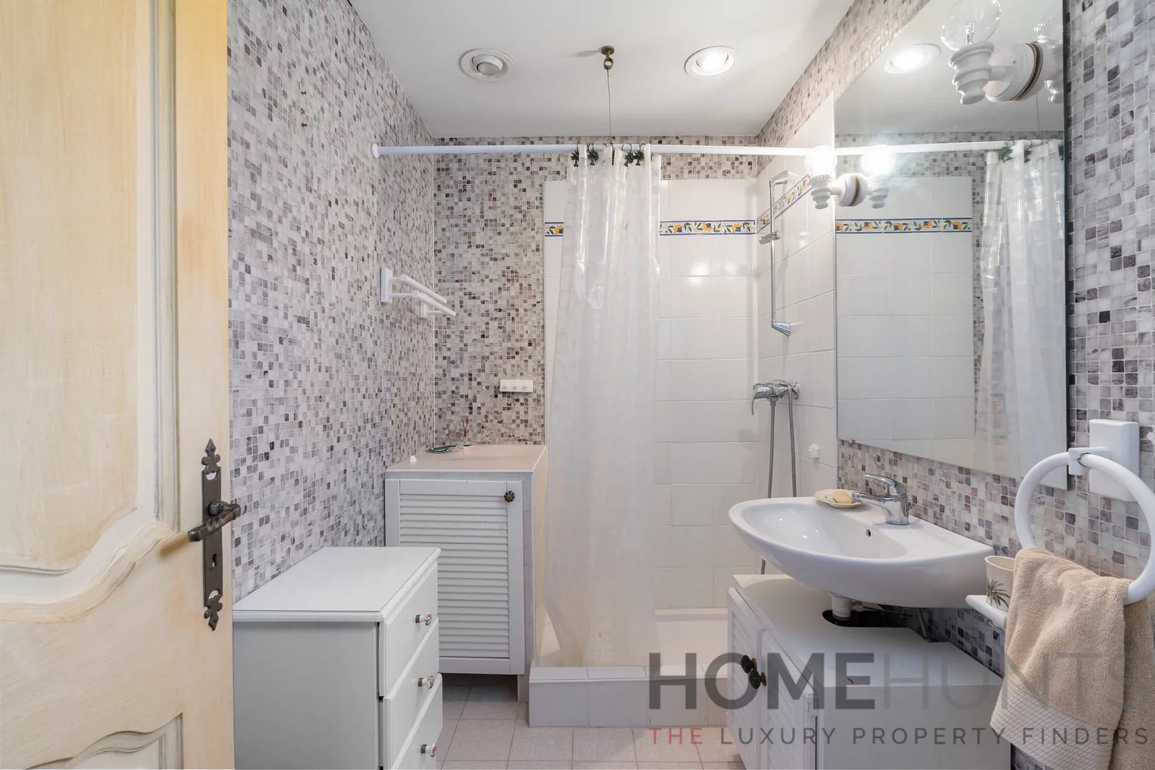 property_HH-16074397-24