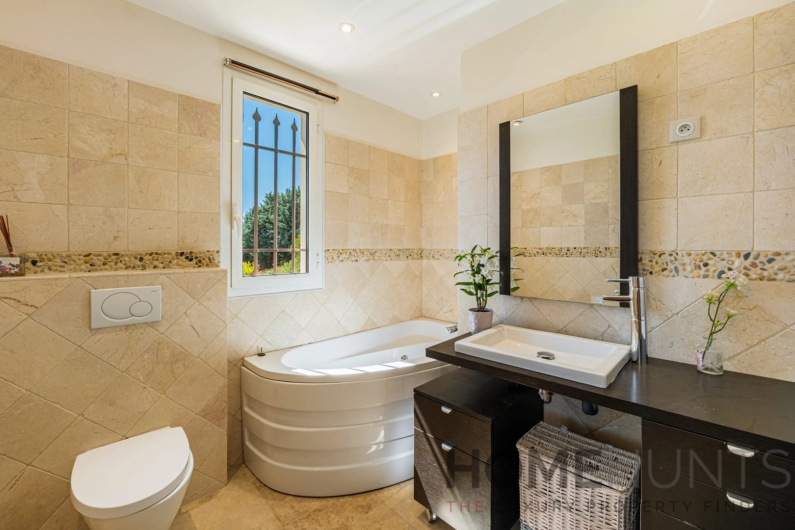 property_HH-16140811-23