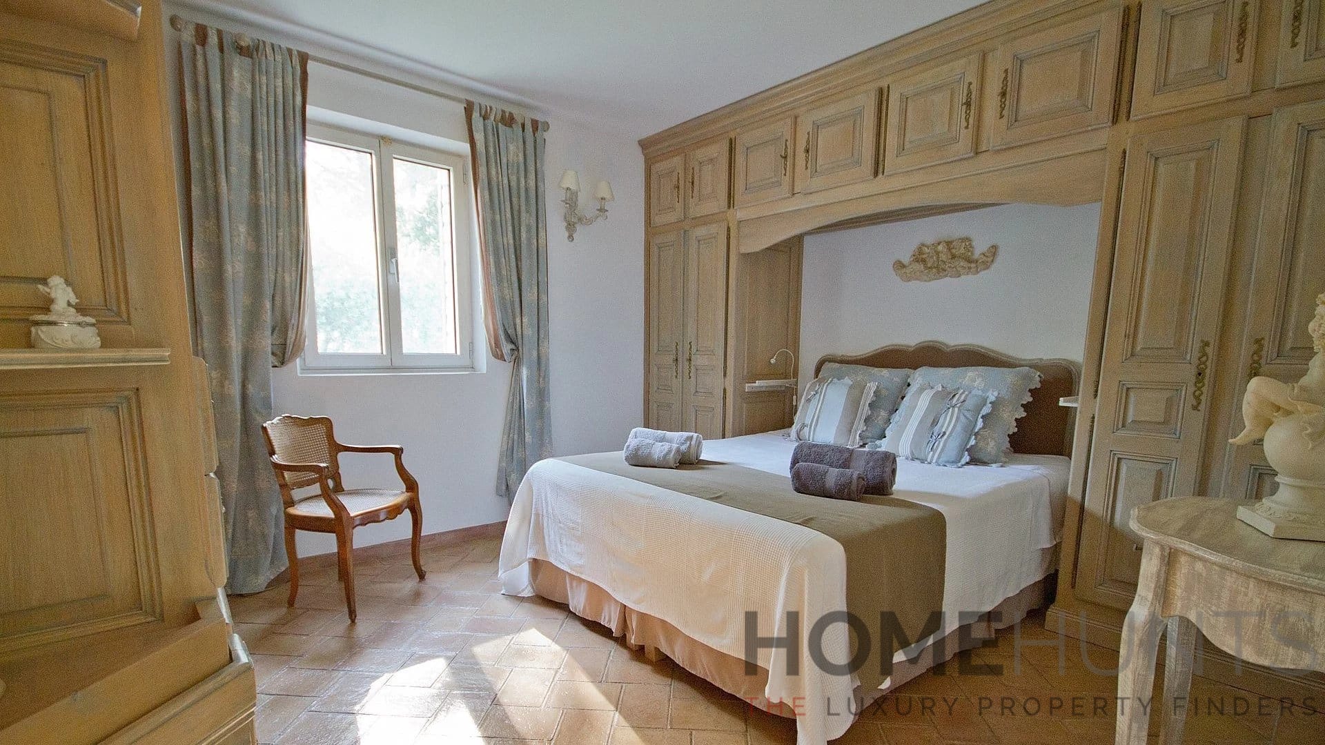 property_HH-12434658-18