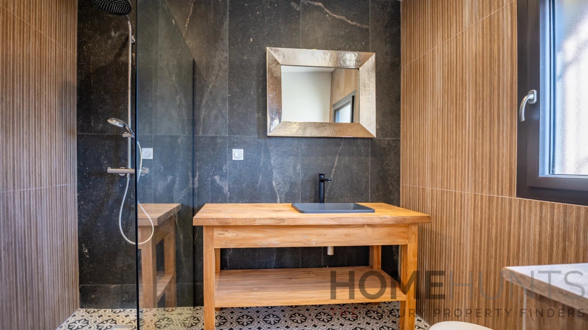 property_HH-15666488-16