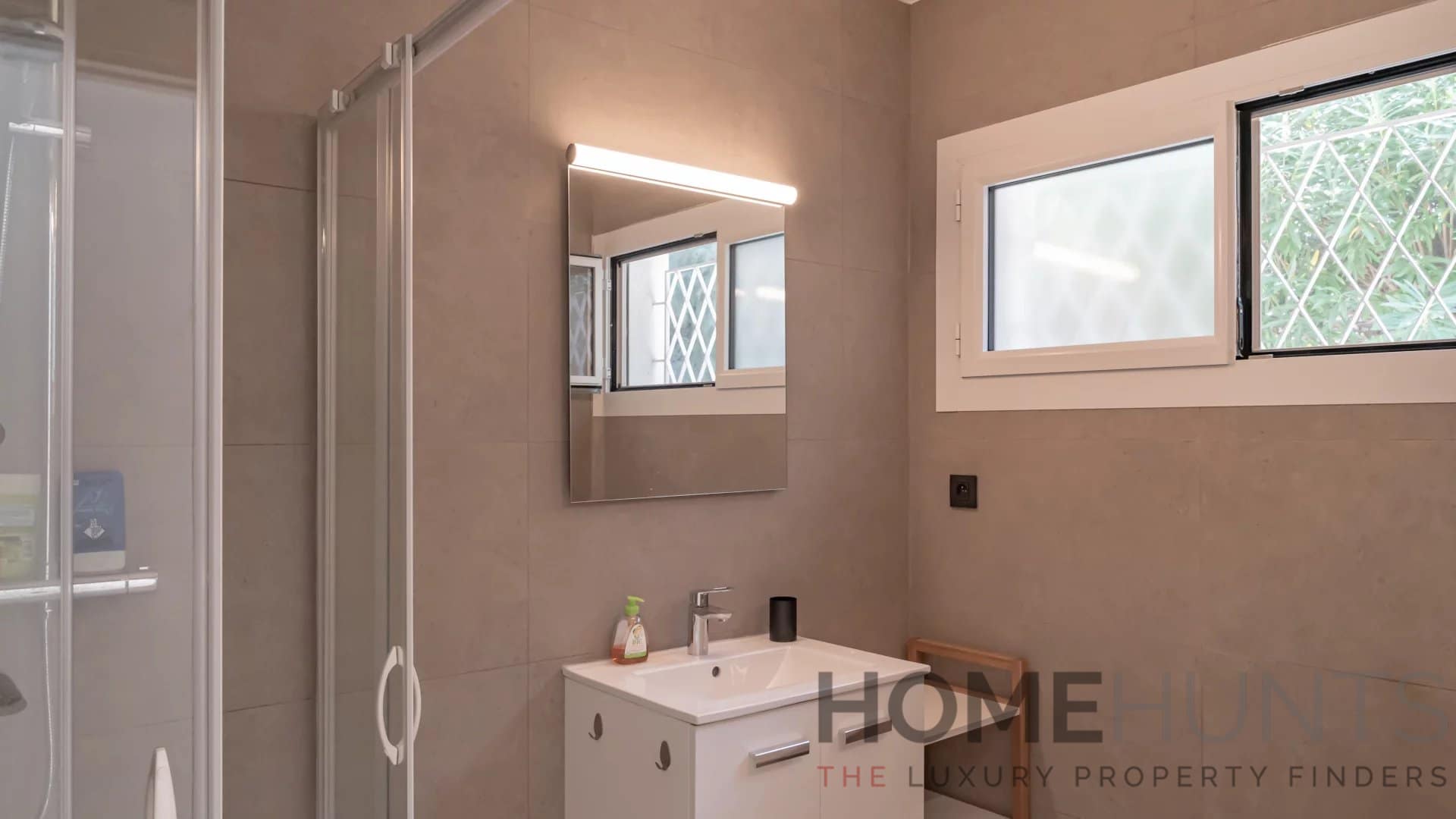 property_HH-15934926-18