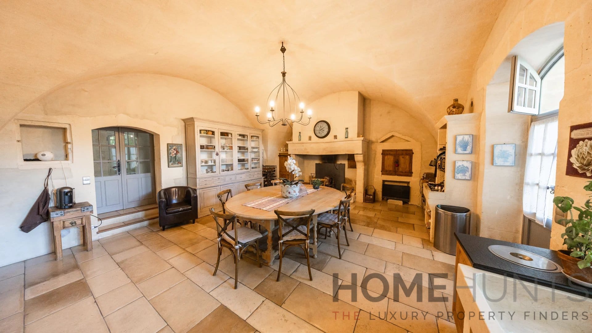 property_HH-15880784-10