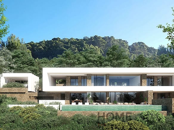 5 Bedroom Villa/House in Roca Llisa 9