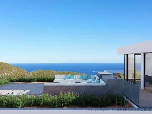 7 Bedroom Villa/House in Roca Llisa 9