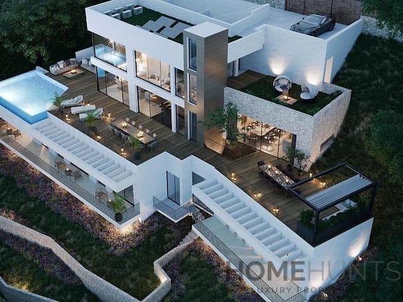 Villa/House in Roca Llisa 7