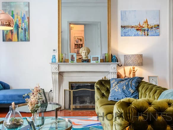 6 Bedroom Villa/House in Marseille 5