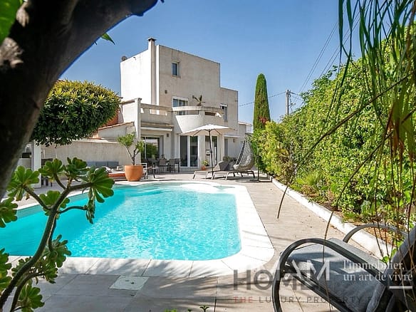 5 Bedroom Villa/House in Marseille 9