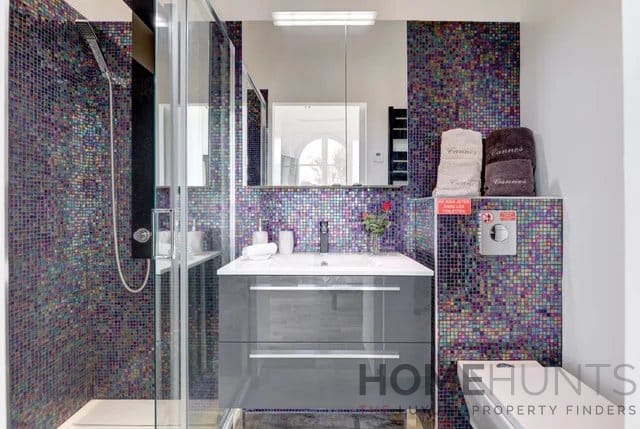 property_HH-15841356-12