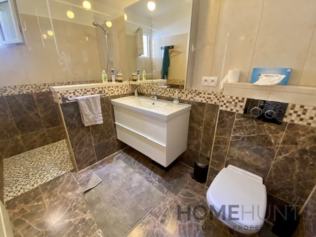 property_HH-15976328-12