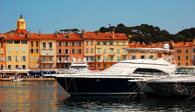 7 Reasons to Charter a Yacht on the French Riviera 4 Saint-Tropez property guide