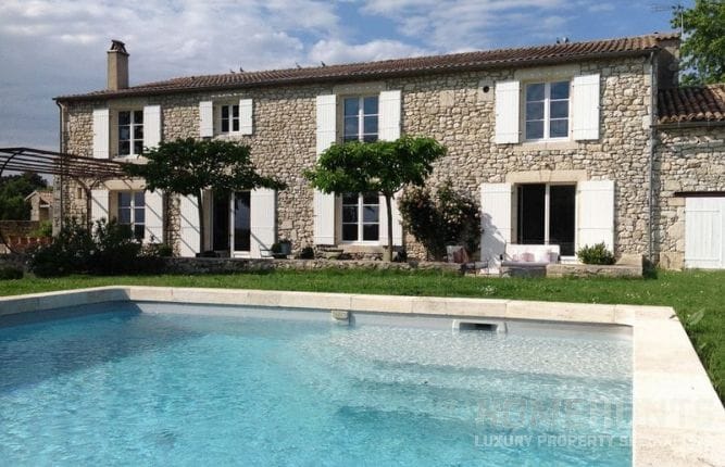 6 Must-See Gite Businesses for Sale in France 4 HH-10534383-0