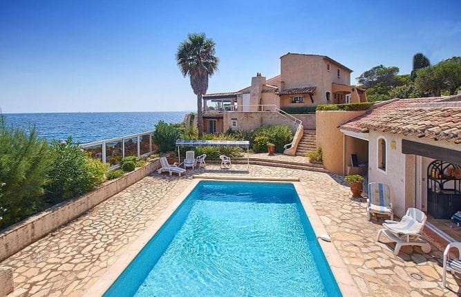 5 Amazing Luxury Houses For Sale in France by the Sea 4 HH-9921349-1