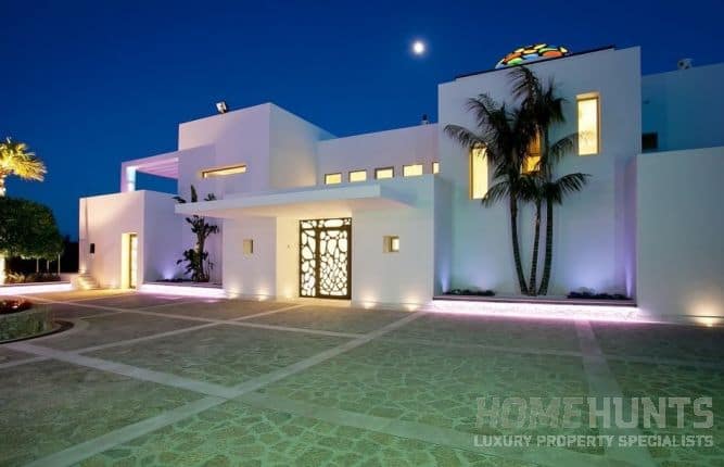 5 of the Most Expensive (and Beautiful) Villas for Sale in Majorca 3 5 of the Most Expensive (and Beautiful) Villas for Sale in Majorca 3