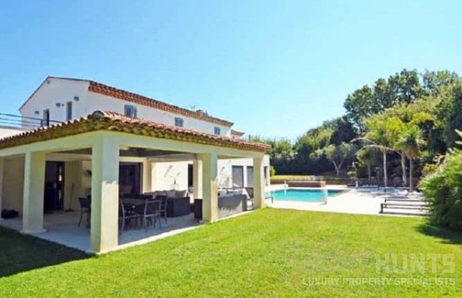 Best Places to Buy a Luxury French Home by the Sea 7 Best Places to Buy a Luxury French Home by the Sea 7