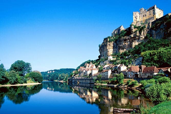 Why You Should Buy Property in South West France 2 Dordogne River, France