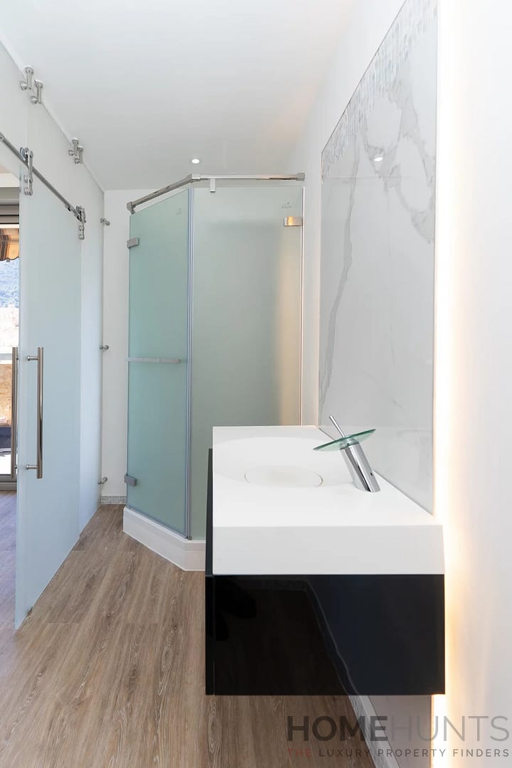 property_HH-15355007-8