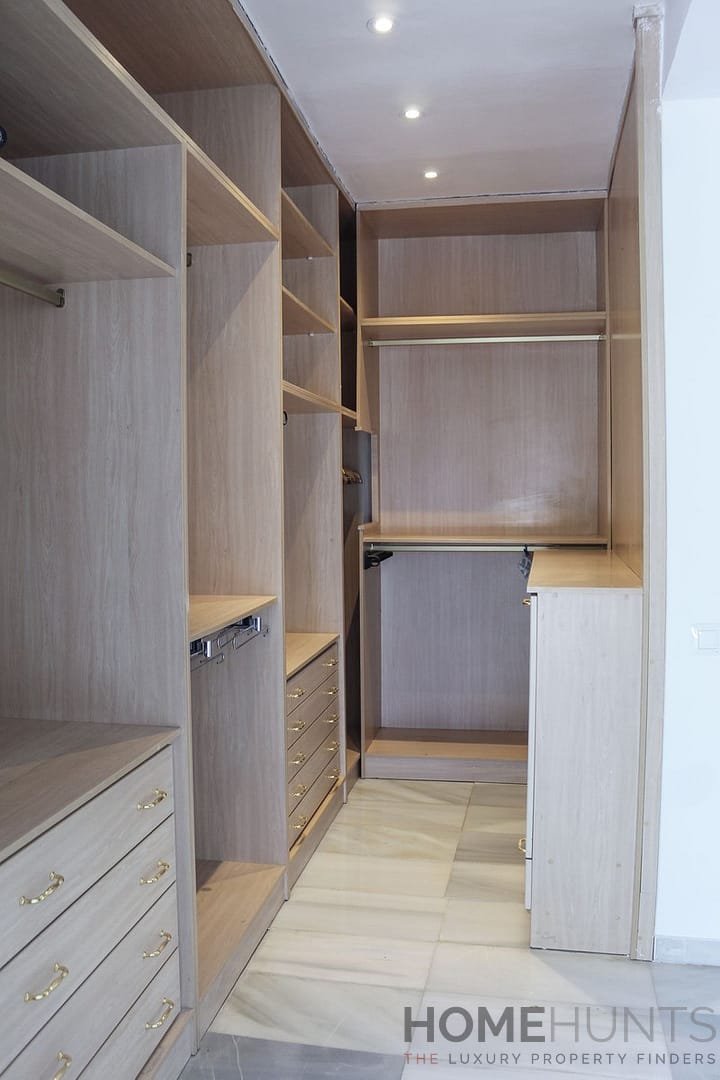 property_HH-15870702-21