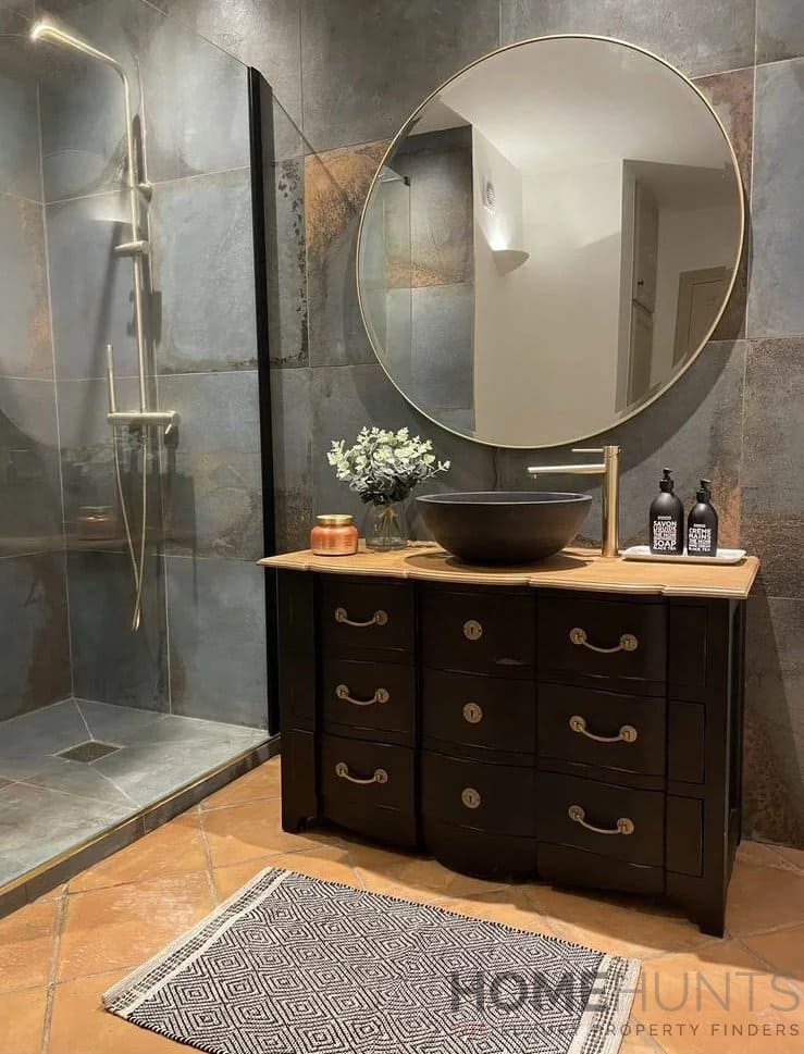 property_HH-15880337-11