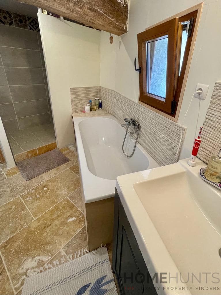 property_HH-15147668-12