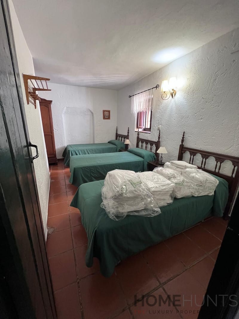 property_HH-15691908-10