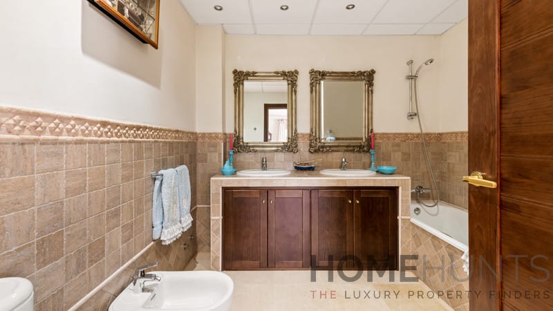 property_HH-15933193-11