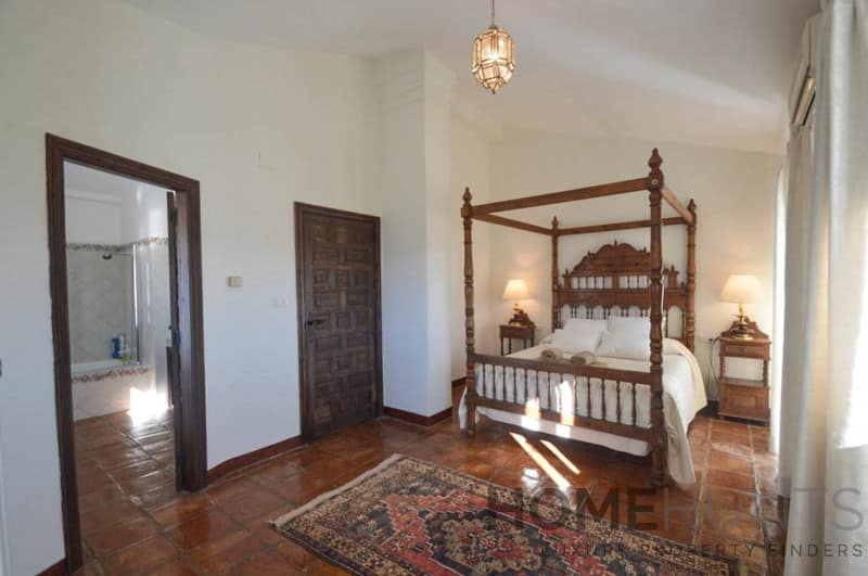 property_HH-15640900-25