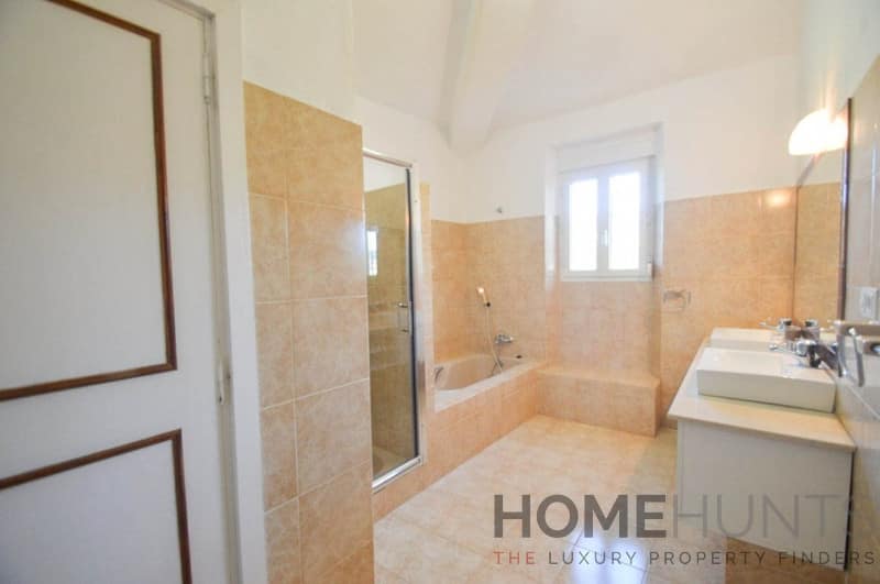 property_HH-15640900-30