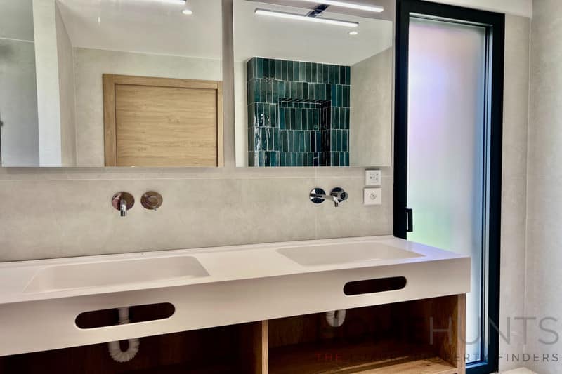 property_HH-15838907-14